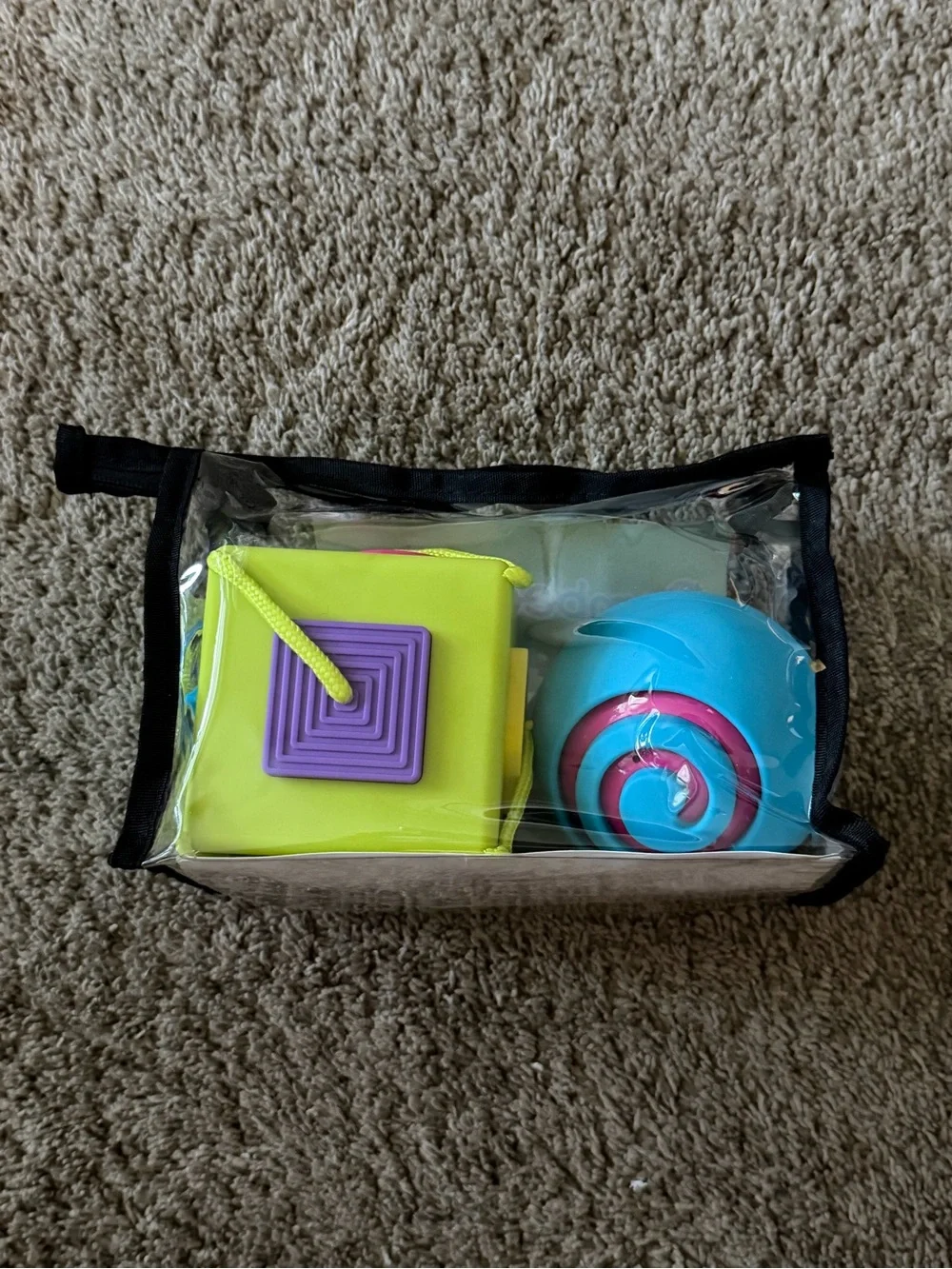 Fat Brain Toy Co. OombeeCube Shape Sorter and OombeeBall 2 Pc. Set NEW
